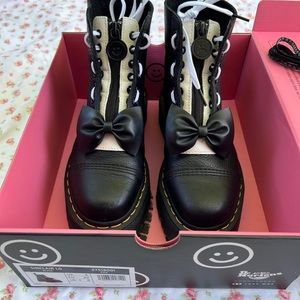 DR. MARTENS X LAZY OAF SINCLAIR LEATHER PLATFORM BOOTS SIZE 8 WMN
